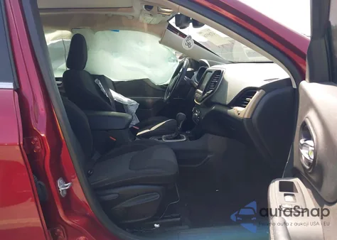 2015 Jeep Cherokee Latitude z USA, uszkodzony, nr VIN 1C4PJMCS5FW773407